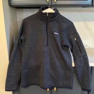 Patagonia Better Sweater Half Zip. Women’s size Small.